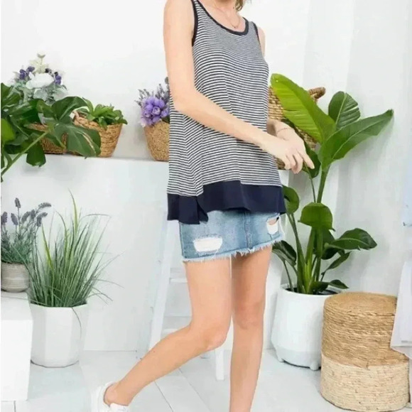 Splendid Top Size S  - Picture 3 of 7